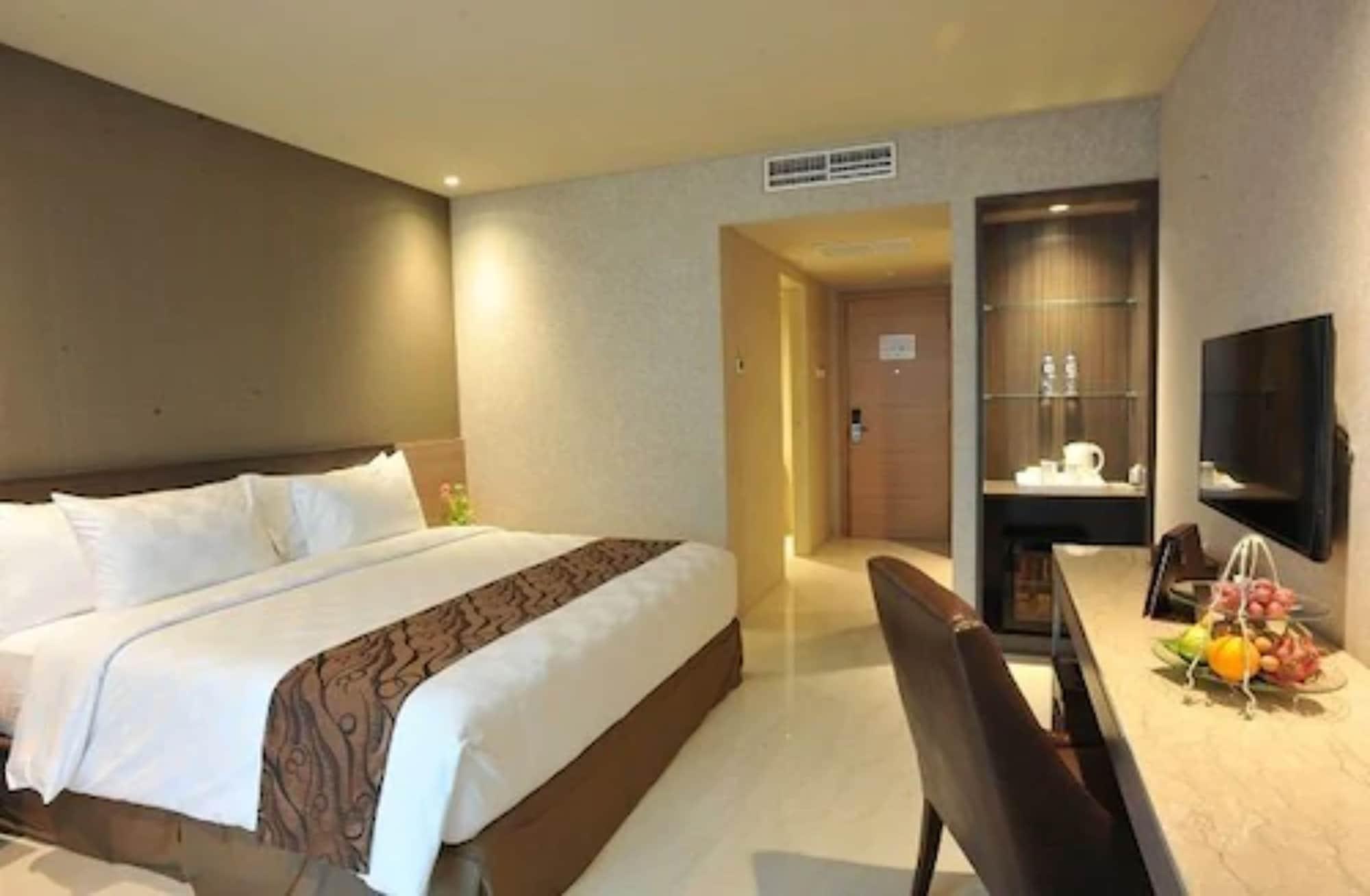 Aria Centra Surabaya Hotel Exterior photo